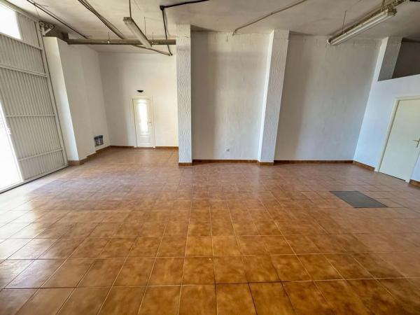 Casa independiente en calle los Riquelmes