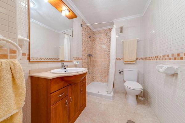 Piso en calle Pavo Real, 60