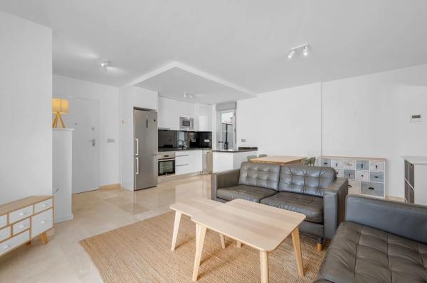 Piso en calle Luisa Fernanda