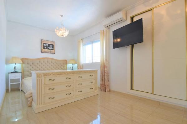 Casa independiente en calle los Rosales