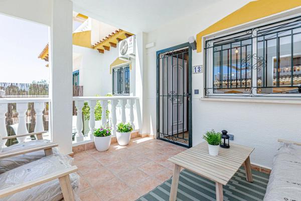 Chalet en Barrio Los Balcones y los Altos