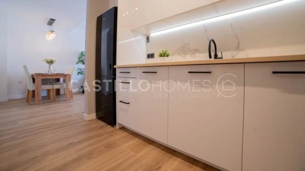 Chalet pareado en calle Trepadora, 16