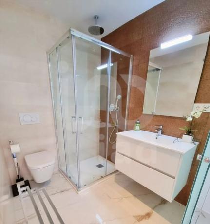 Piso en calle Lagos de Covadonga, 1