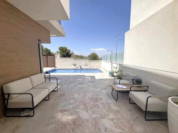 Casa independiente en calle Miño, 6