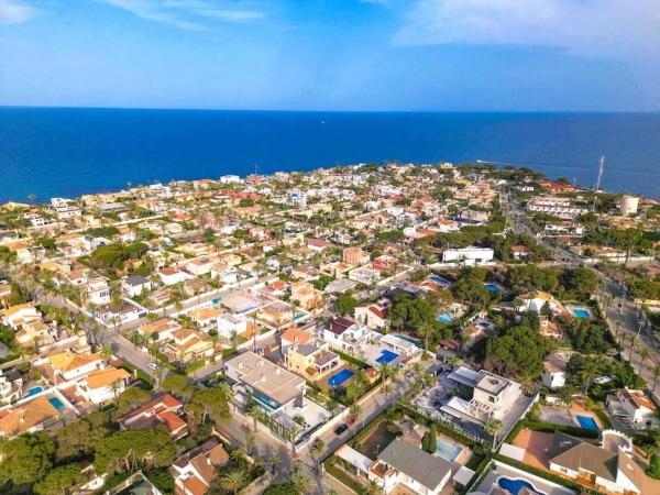Casa independiente en calle Baliza