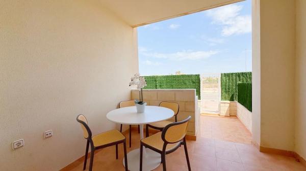 Piso en calle Cabo Prior, 2