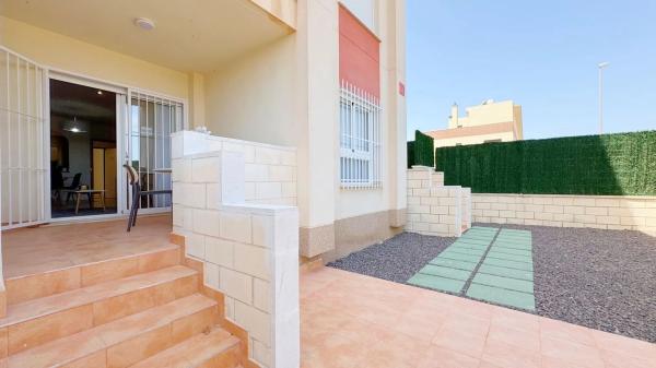 Piso en calle Cabo Prior, 2