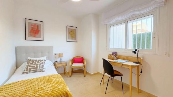 Piso en calle Cabo Prior, 2