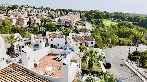 Ático en Barrio Villamartín-Las Filipinas