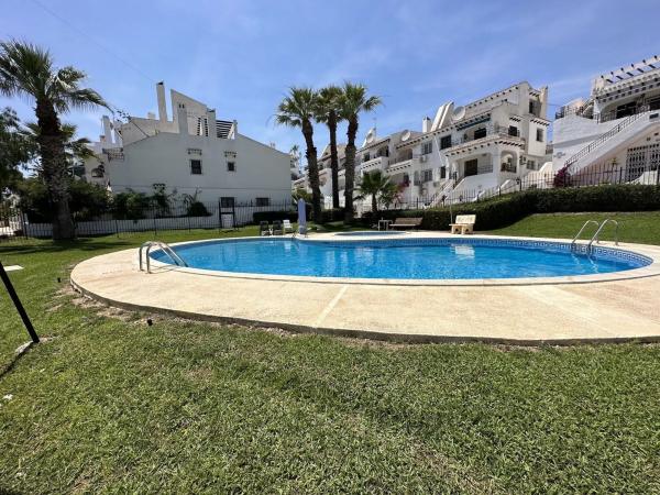 Ático en Barrio Villamartín-Las Filipinas