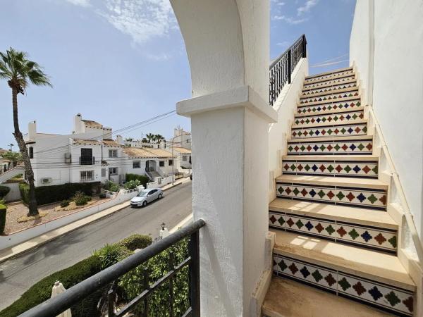 Ático en Barrio Villamartín-Las Filipinas