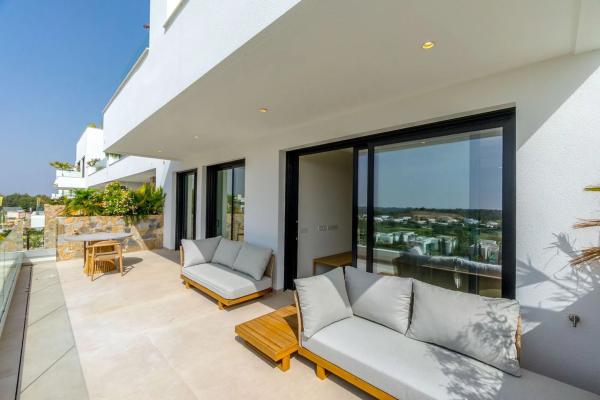 Piso en avenida de las Colinas s/n