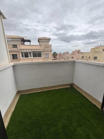 Casa independiente en calle Bidasoa