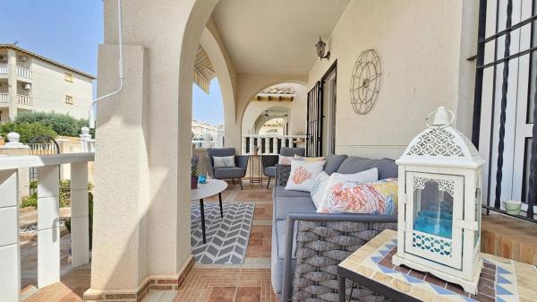 Dúplex en Barrio Lomas de Cabo Roig-Los Dolses