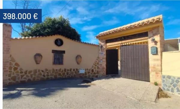 Chalet en Barrio Lomas de Cabo Roig-Los Dolses