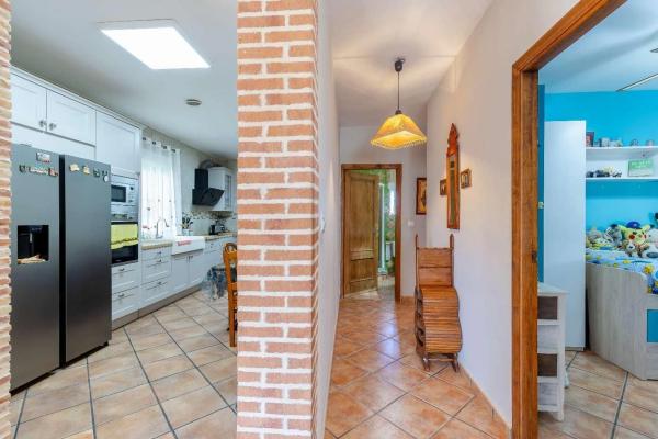 Casa independiente en calle los Claveles