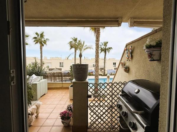 Piso en avenida de las Adelfas