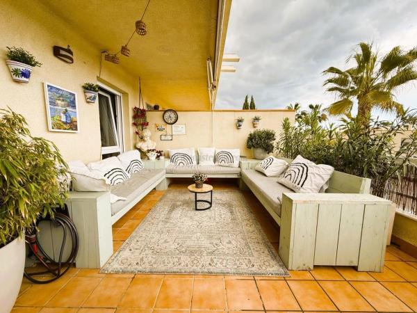 Piso en avenida de las Adelfas