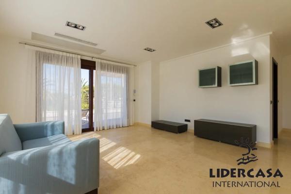 Casa independiente en calle Calafate s/n