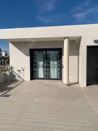 Casa independiente en calle Juan Marse, 113