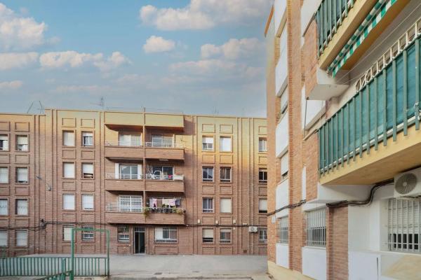 Piso en calle Comparsas