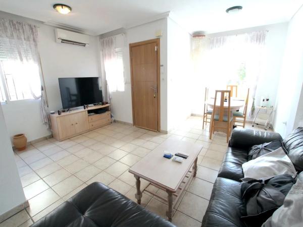 Chalet adosado en calle Picasso