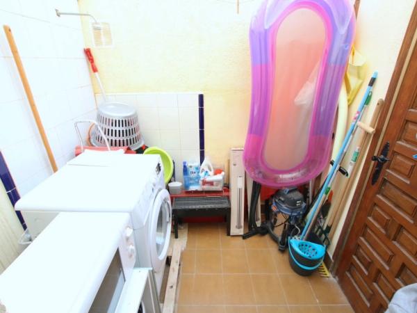 Chalet adosado en calle Picasso