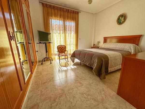 Casa independiente en Cv-925