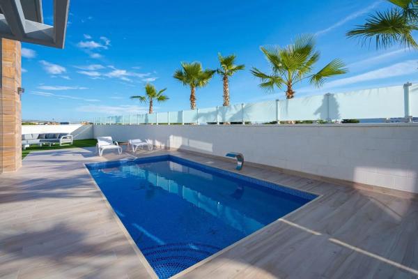 Chalet en Barrio Lomas de Cabo Roig-Los Dolses