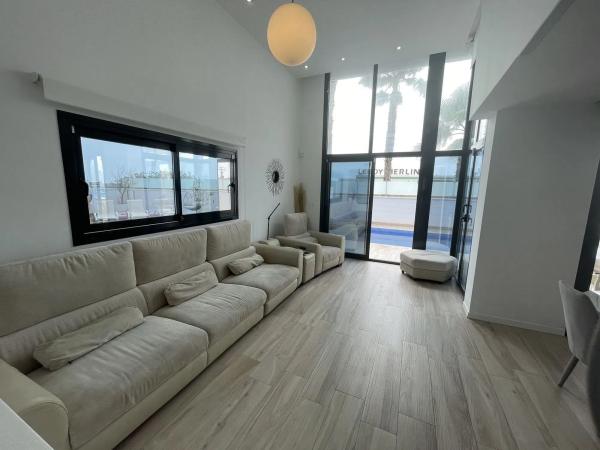 Chalet en Barrio Lomas de Cabo Roig-Los Dolses