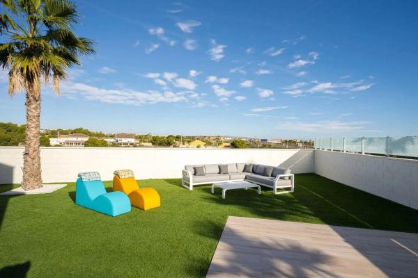 Chalet en Barrio Lomas de Cabo Roig-Los Dolses