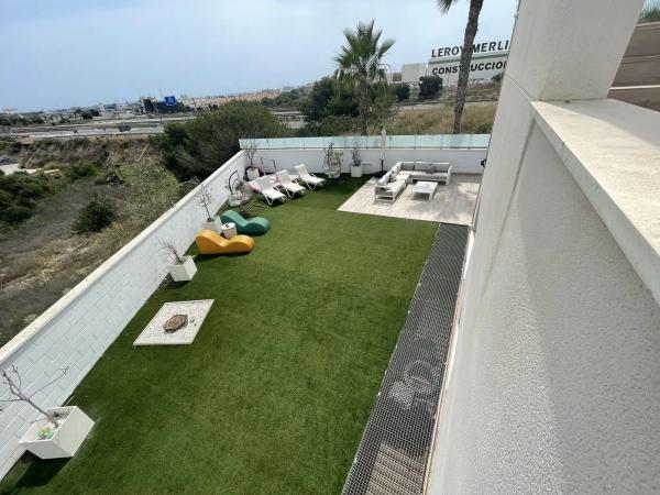 Chalet en Barrio Lomas de Cabo Roig-Los Dolses