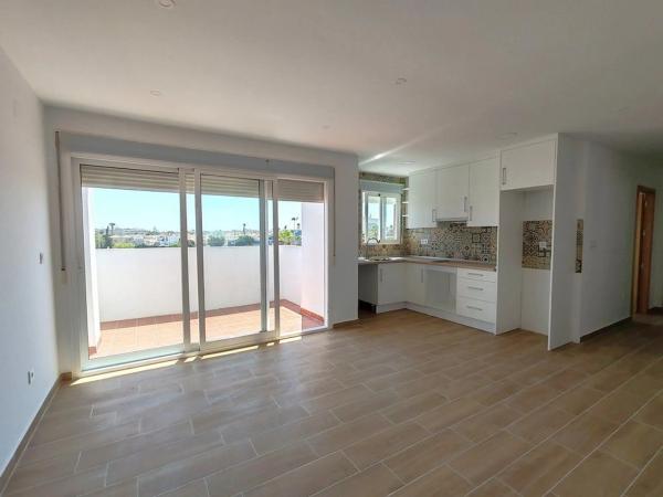 Ático en calle J.H.Alhamed