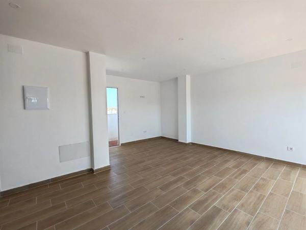 Ático en calle J.H.Alhamed