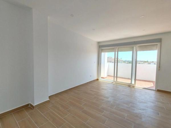 Ático en calle J.H.Alhamed