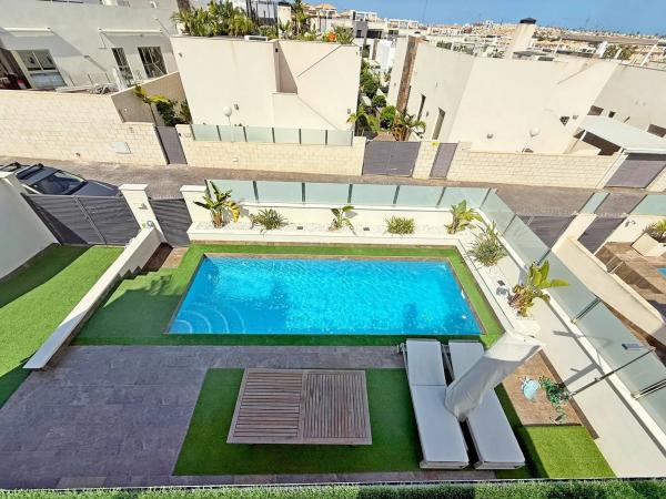 Casa independiente en calle Picasso, 23