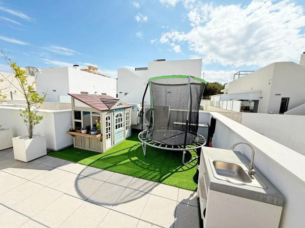 Casa independiente en calle Picasso, 23