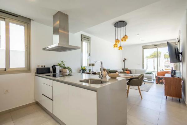 Chalet pareado en calle la Traviata