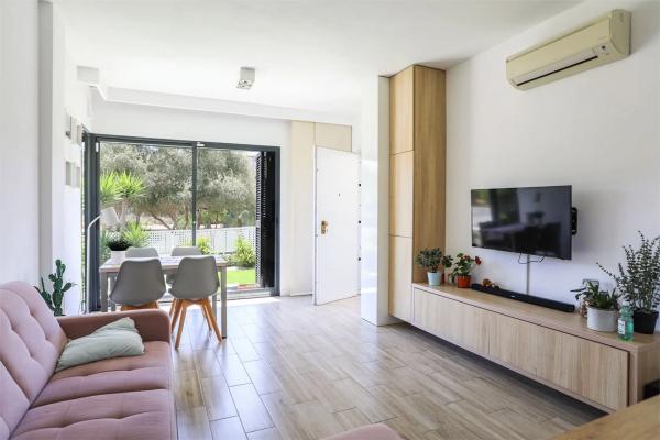 Casa independiente en calle del Rocío