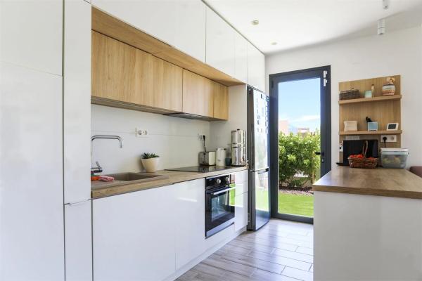 Casa independiente en calle del Rocío