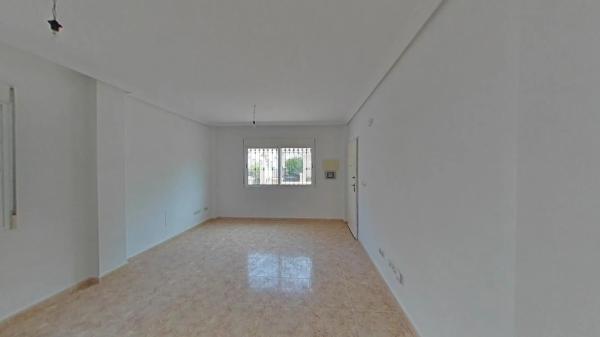 Chalet adosado en calle Clavo