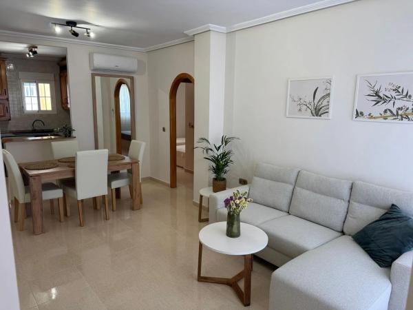 Piso en calle Castillo de la Atalaya s/n