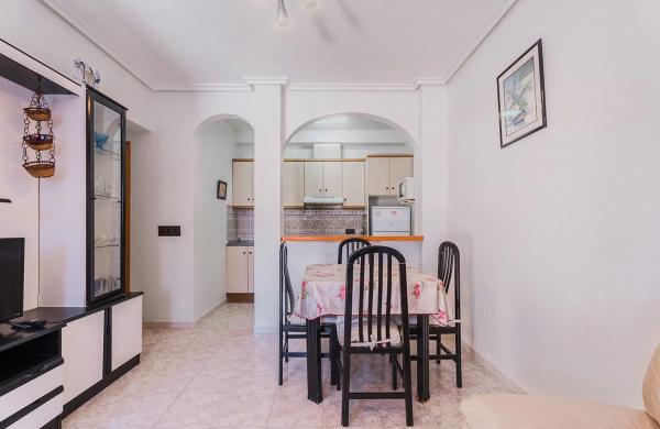 Chalet pareado en calle Nicolás de Bussi, 4