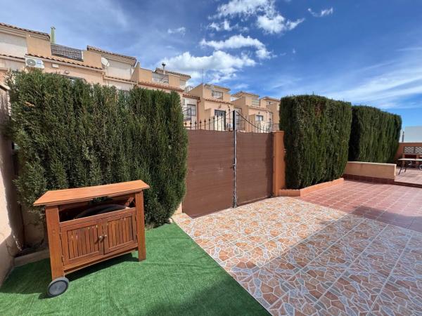 Casa independiente en calle Panticosa