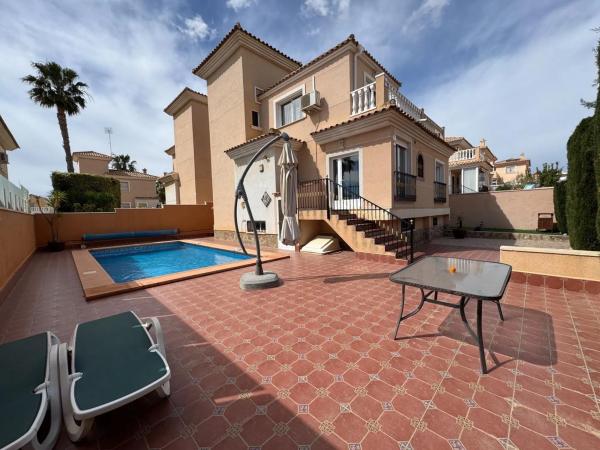 Casa independiente en calle Panticosa