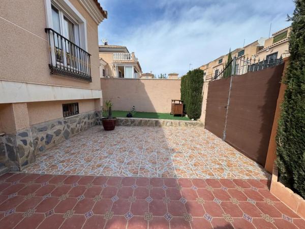 Casa independiente en calle Panticosa