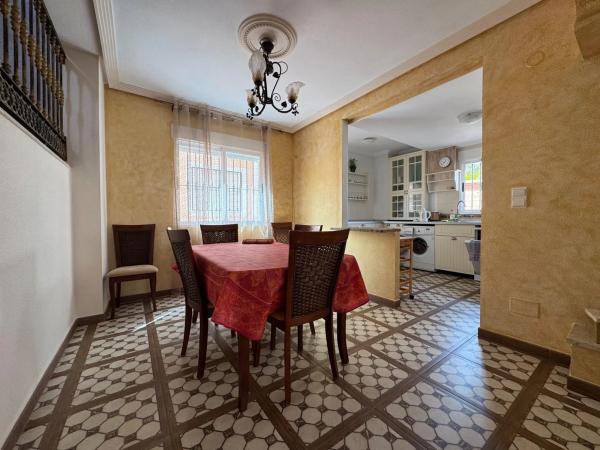 Casa independiente en calle Panticosa