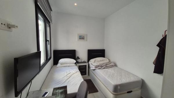 Chalet adosado en calle la Parranda s/n