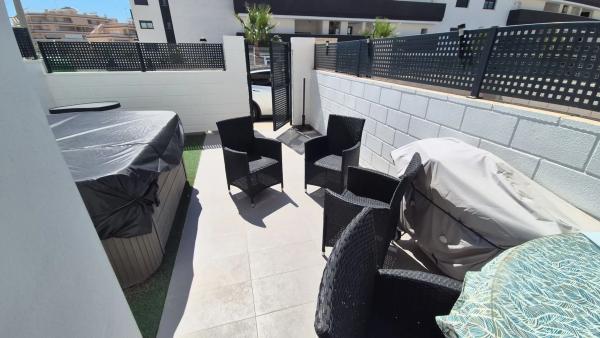 Chalet adosado en calle la Parranda s/n