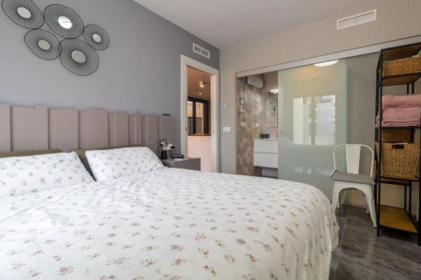 Piso en calle Lagos de Covadonga, 6